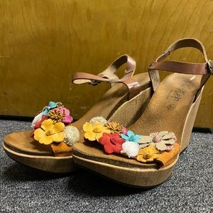 Biostep flowers wedges